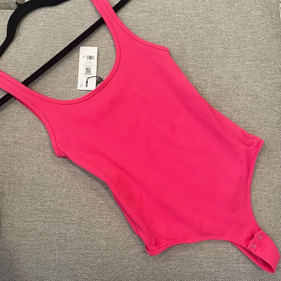 NWT Dynamite Seamless Tank Bodysuit - Picture 2 of 8